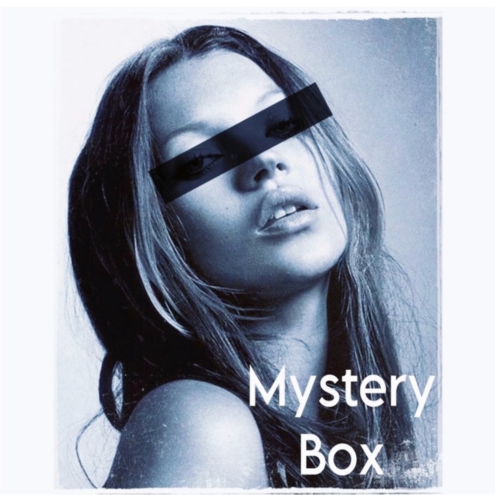🌹April Rose 🌹 LUXURY MYSTERY BUNDLE BOX
